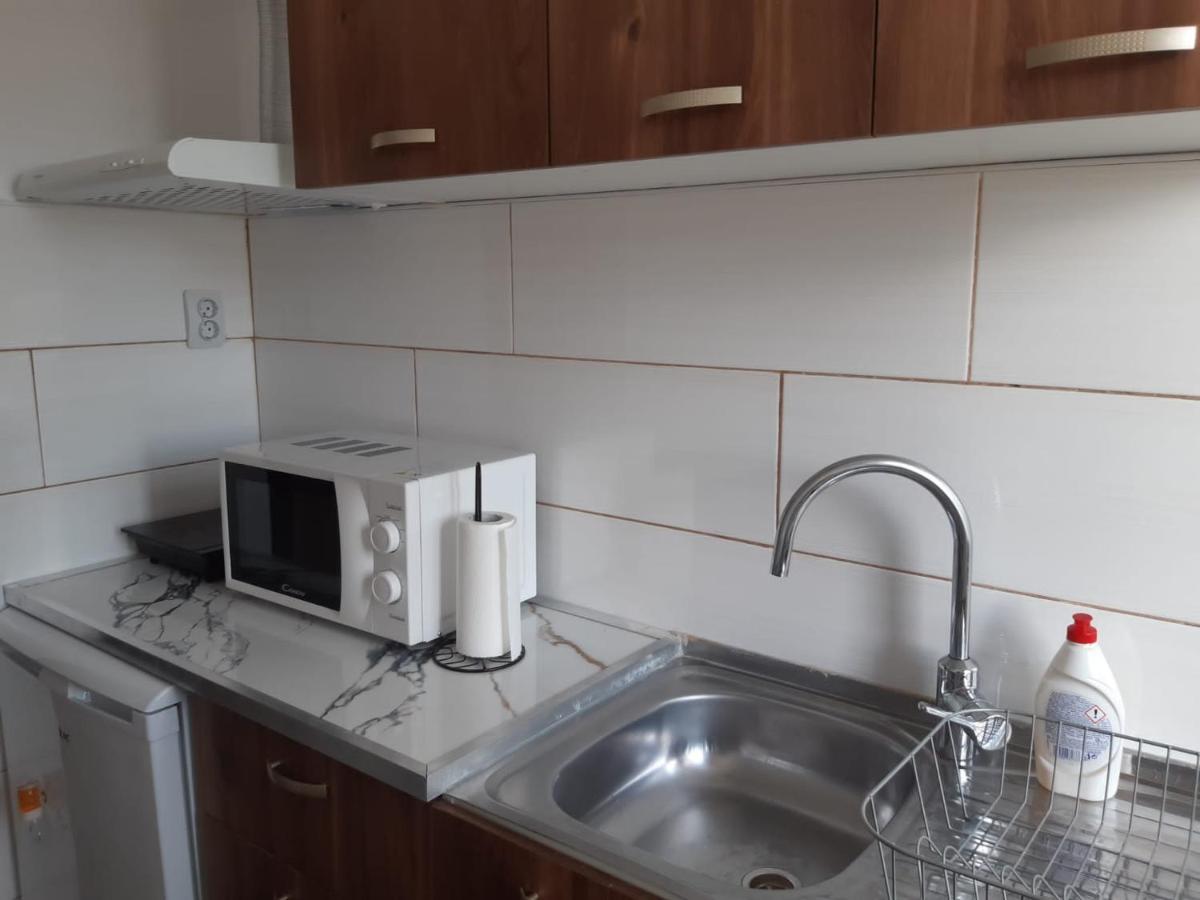 Apartamentul lui Matei Constanţa Exterior foto
